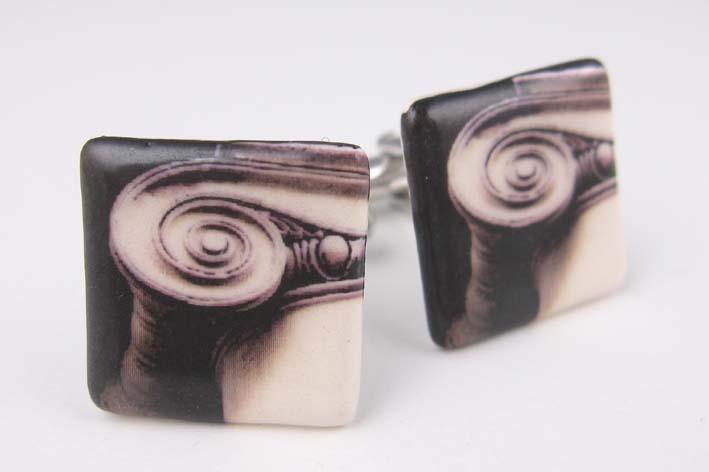 View Pediment scroll cufflinks